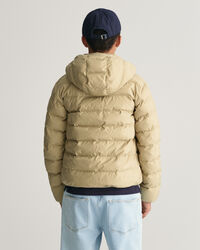 Teens-malliston Shield-kevyttoppatakki