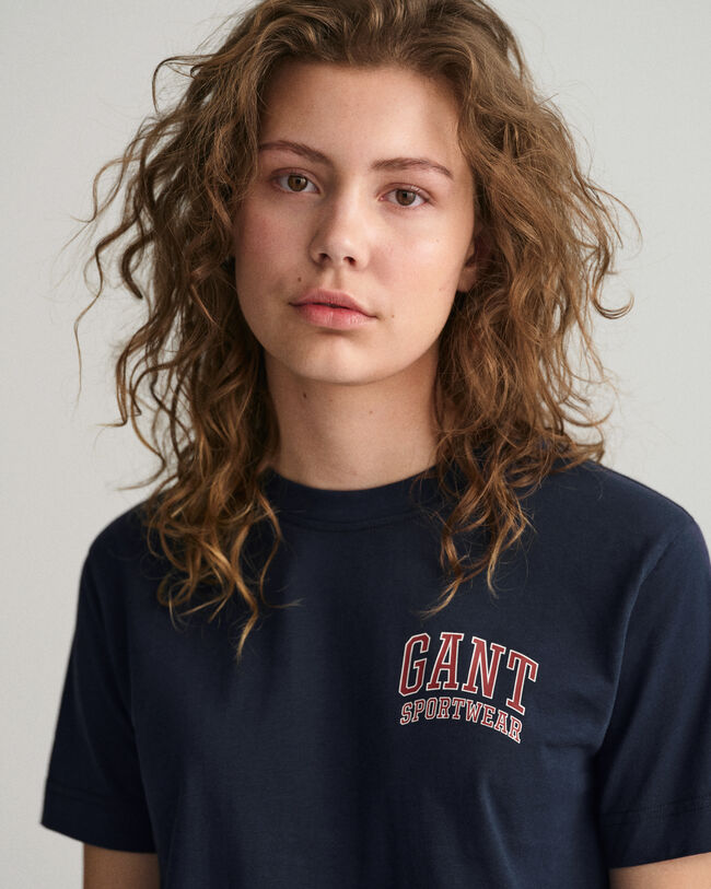 Teens‑malliston Crest Shield ‑t‑paita