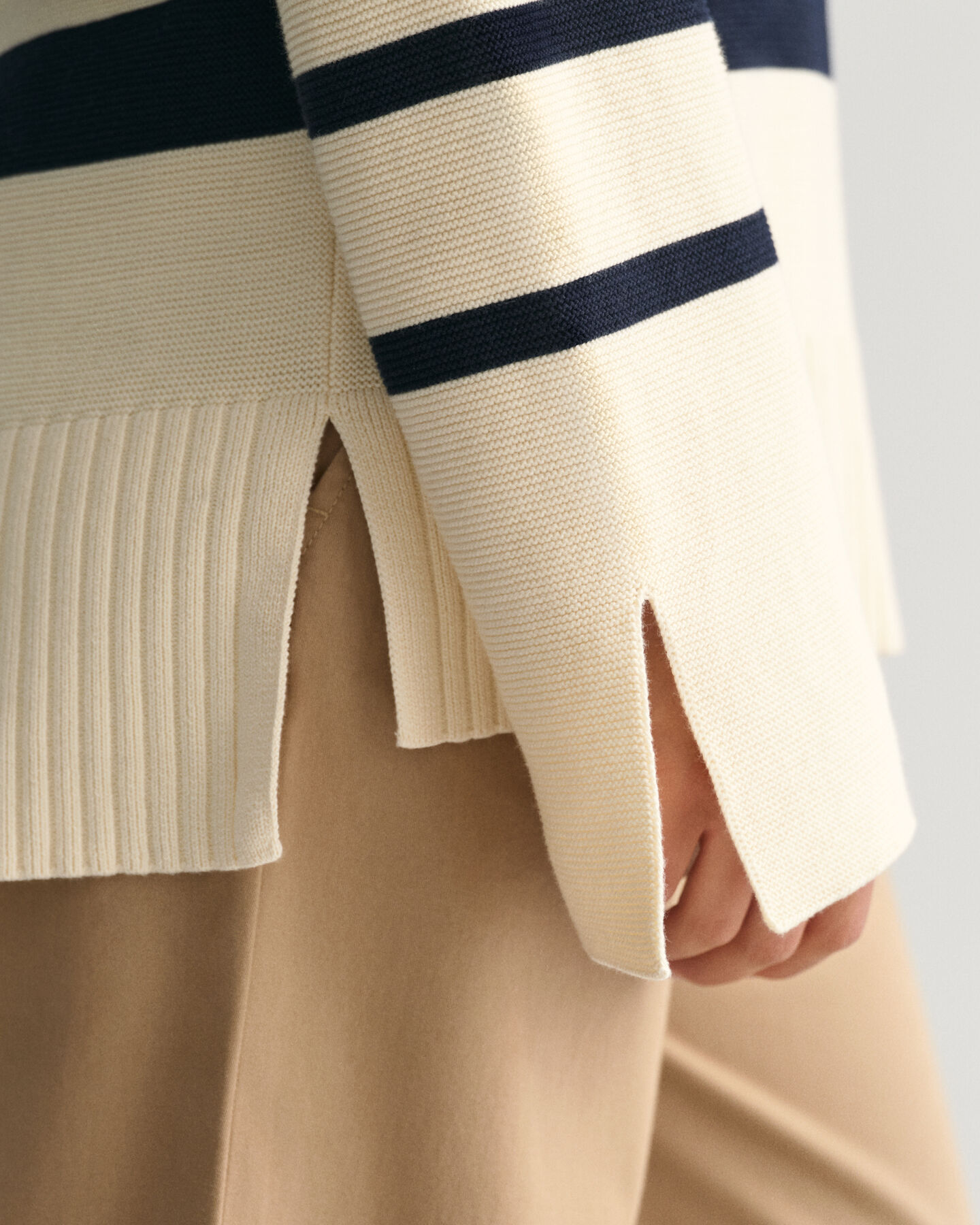 Teen Girls ‑malliston breton-raidallinen neulepusero