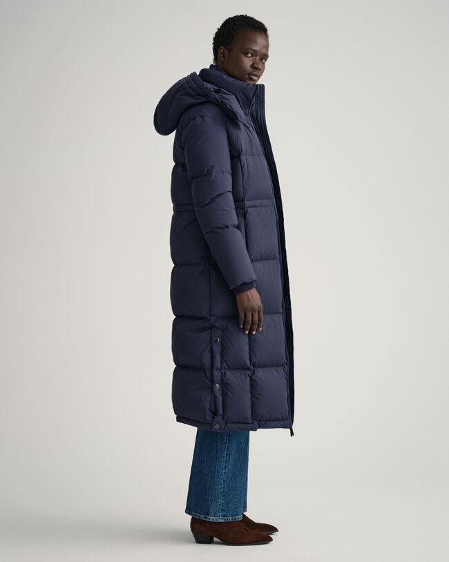 Kokopitkä untuvatakki