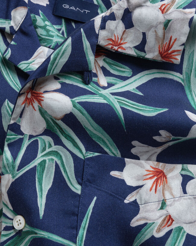 Relaxed fit ‑mitoitettu lyhythihainen kukikas Pure&nbsp;Prep ‑lyosellipaita