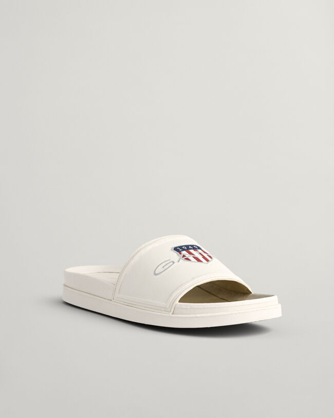 Pierbay-urheilusandaalit