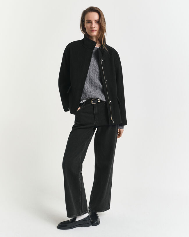 Lyhyt vetoketjullinen villakangastakki