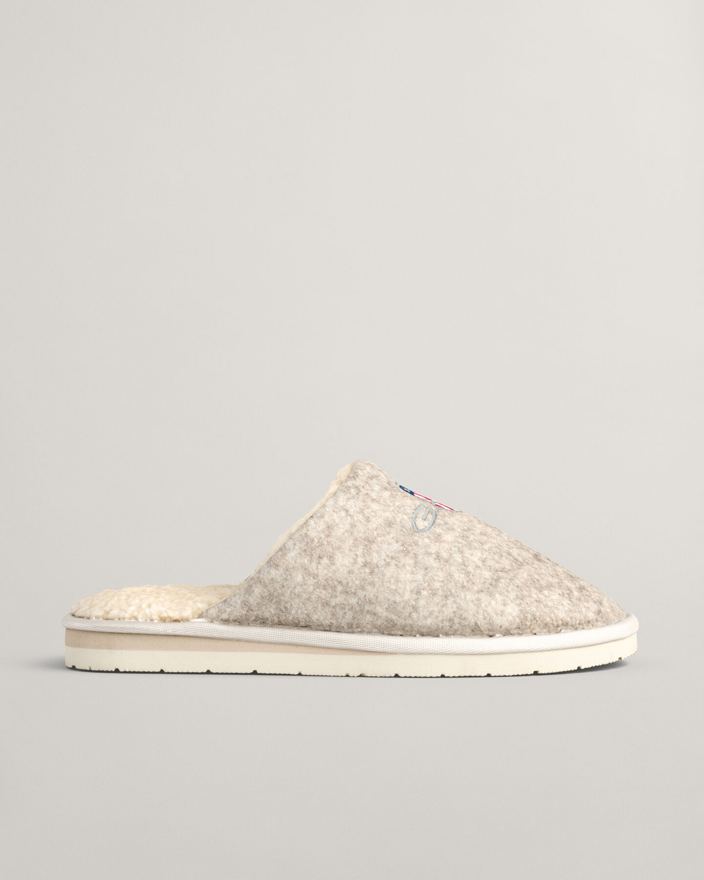 Pantofli-kotitohvelit