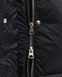 Kokopitkä untuvatakki