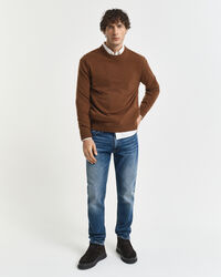 Slim fit ‑mitoitetut farkut