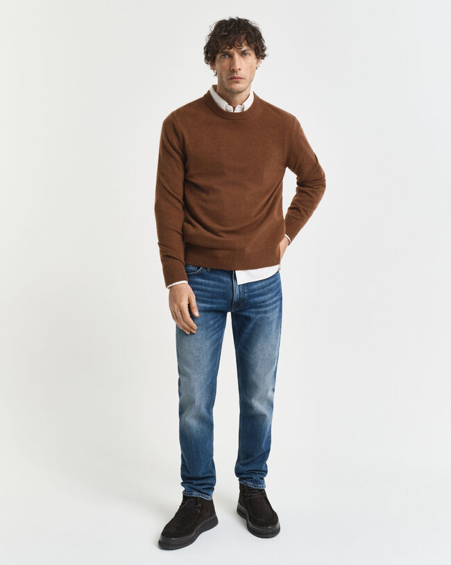 Slim fit ‑mitoitetut farkut