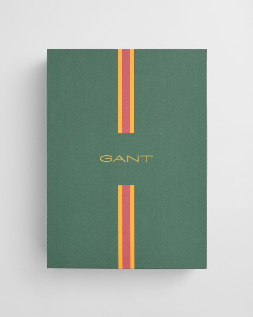 Paisley-pyjama lahjapakkauksessa