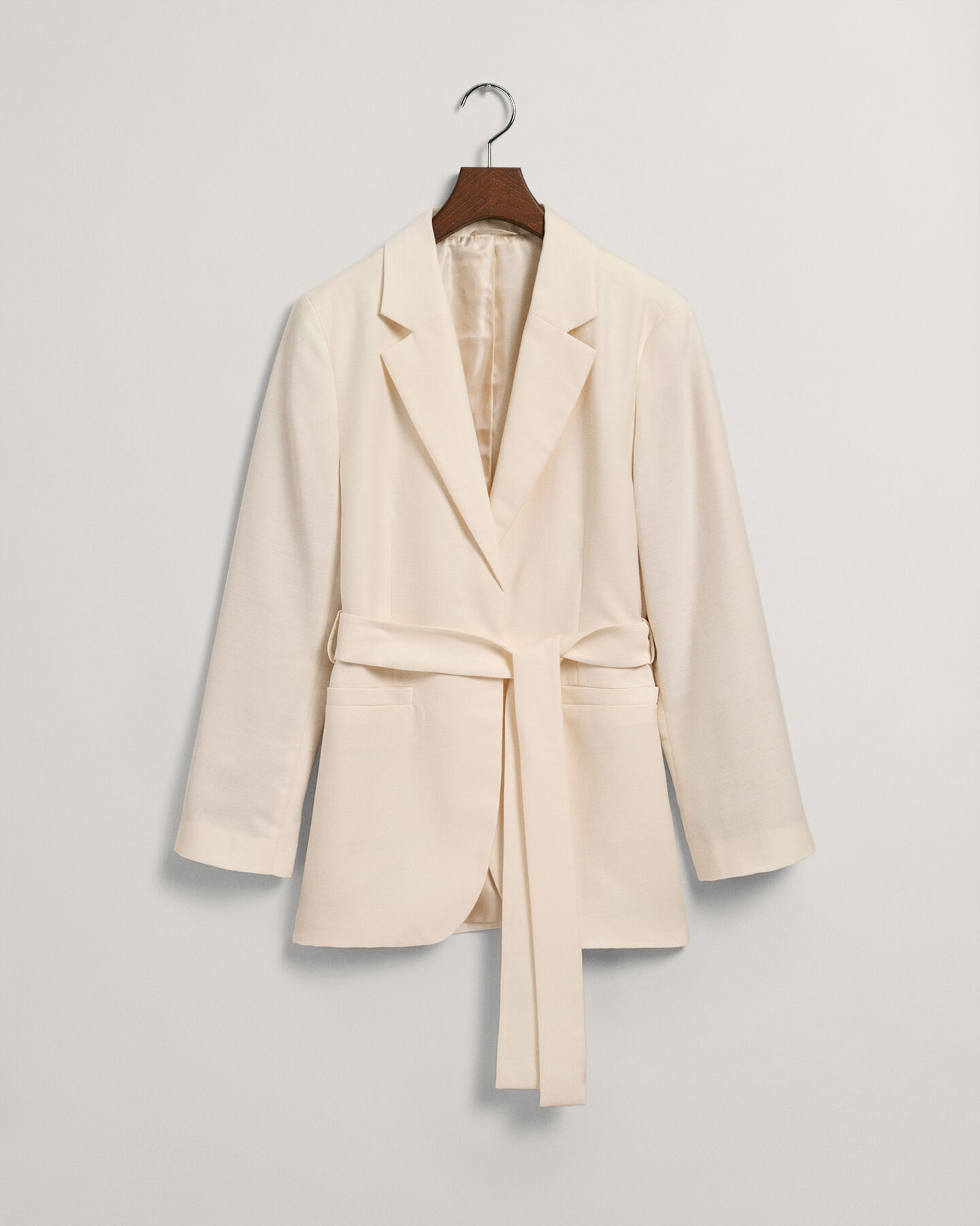 Regular fit -mitoitettu vy&ouml;llinen bleiseri