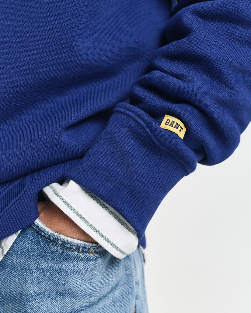 Graphic-collegepaita, pyöreä pääntie