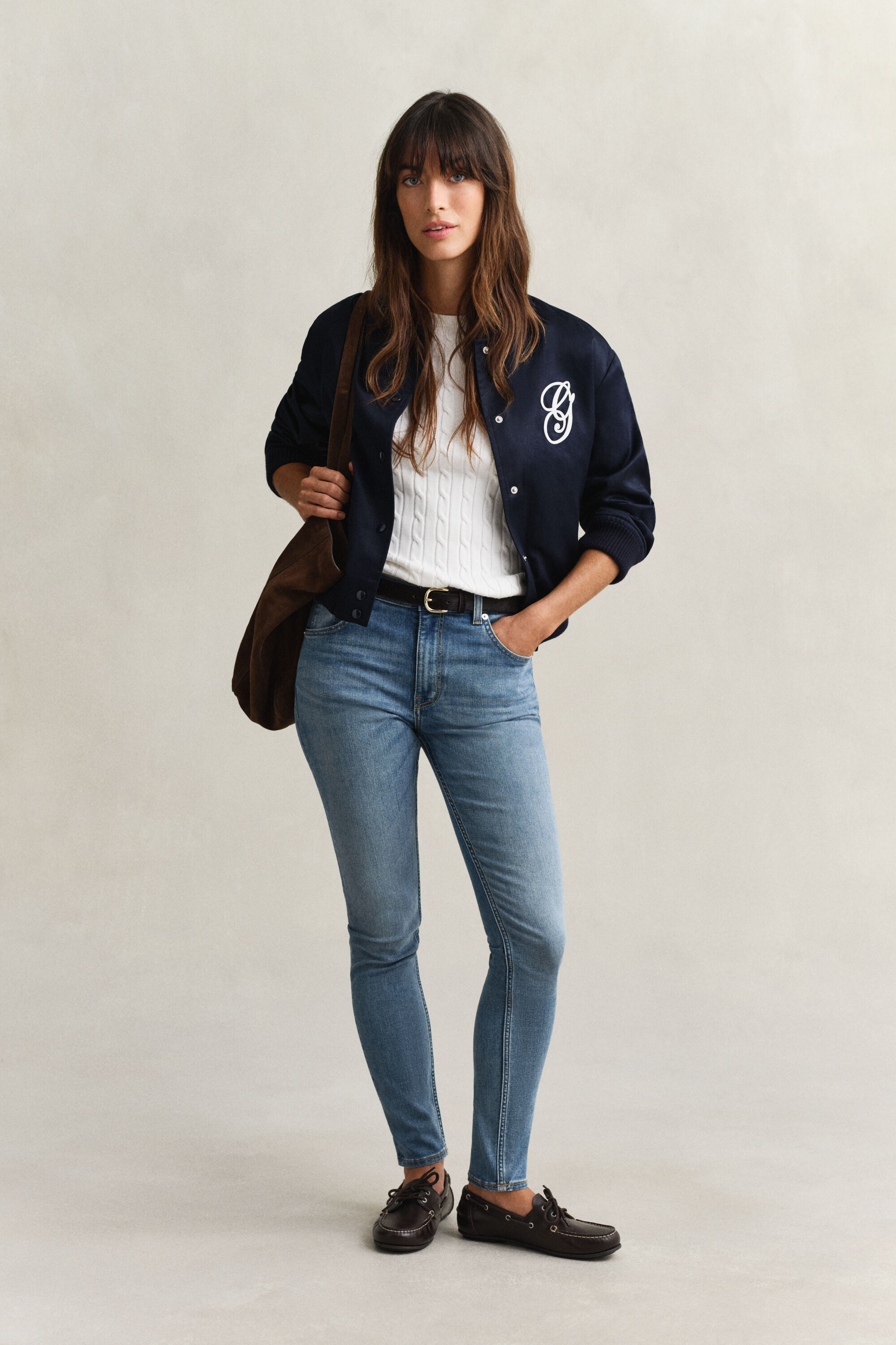 Kapeat ja joustavat farkut