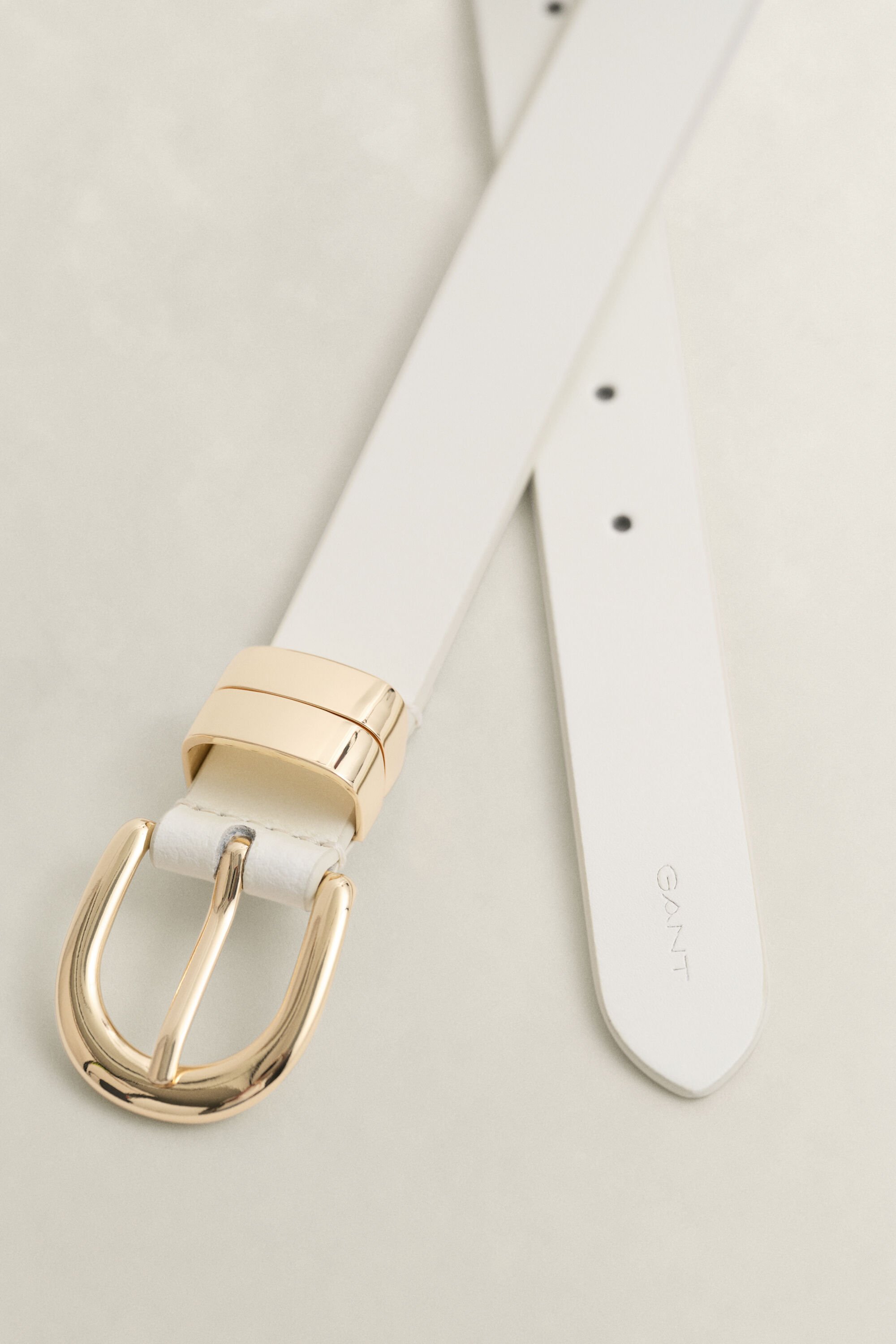 Näyttävä nahkavyö