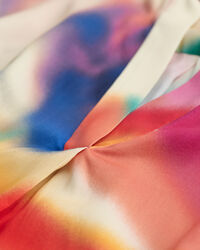 Hihaton kukkakuvioitu pusero