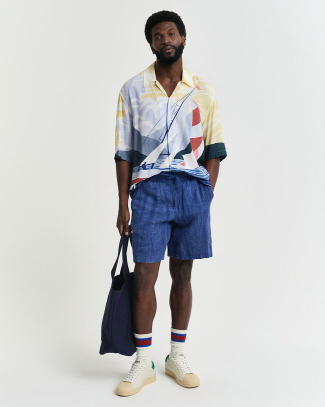 Relaxed fit ‑mitoitettu lyhythihainen Sailing Scene -paita