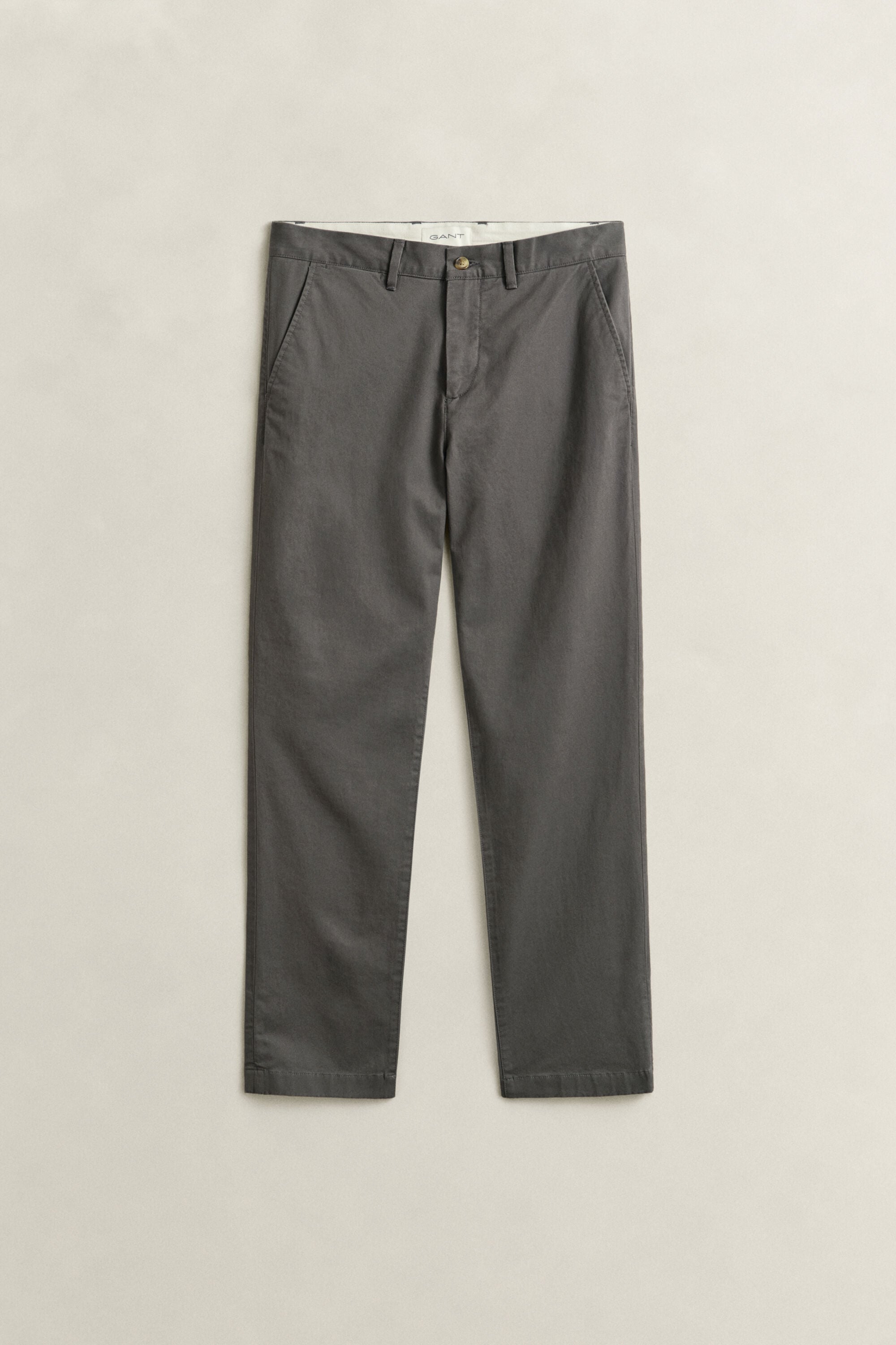 Regular fit ‑mitoitetut klassiset chinot