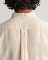 Regular&nbsp;fit ‑mitoitettu lyhythihainen kukonaskelkuvioinen pellavapaita