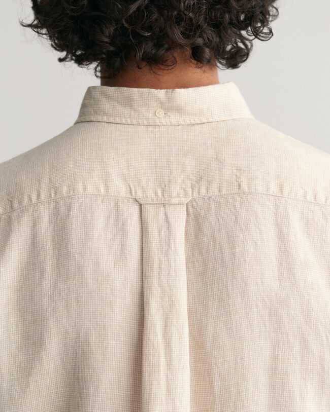 Regular&nbsp;fit ‑mitoitettu lyhythihainen kukonaskelkuvioinen pellavapaita