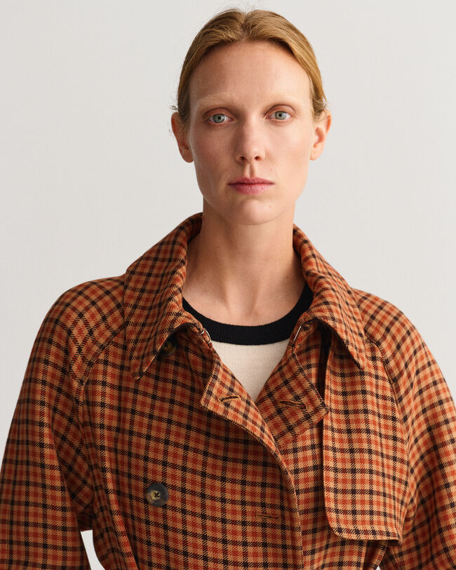 Ruudullinen trenssitakki