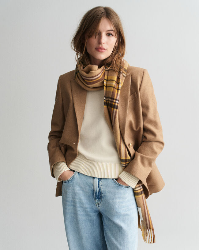 Regular&nbsp;fit ‑mitoitettu flanellinen klubitakki