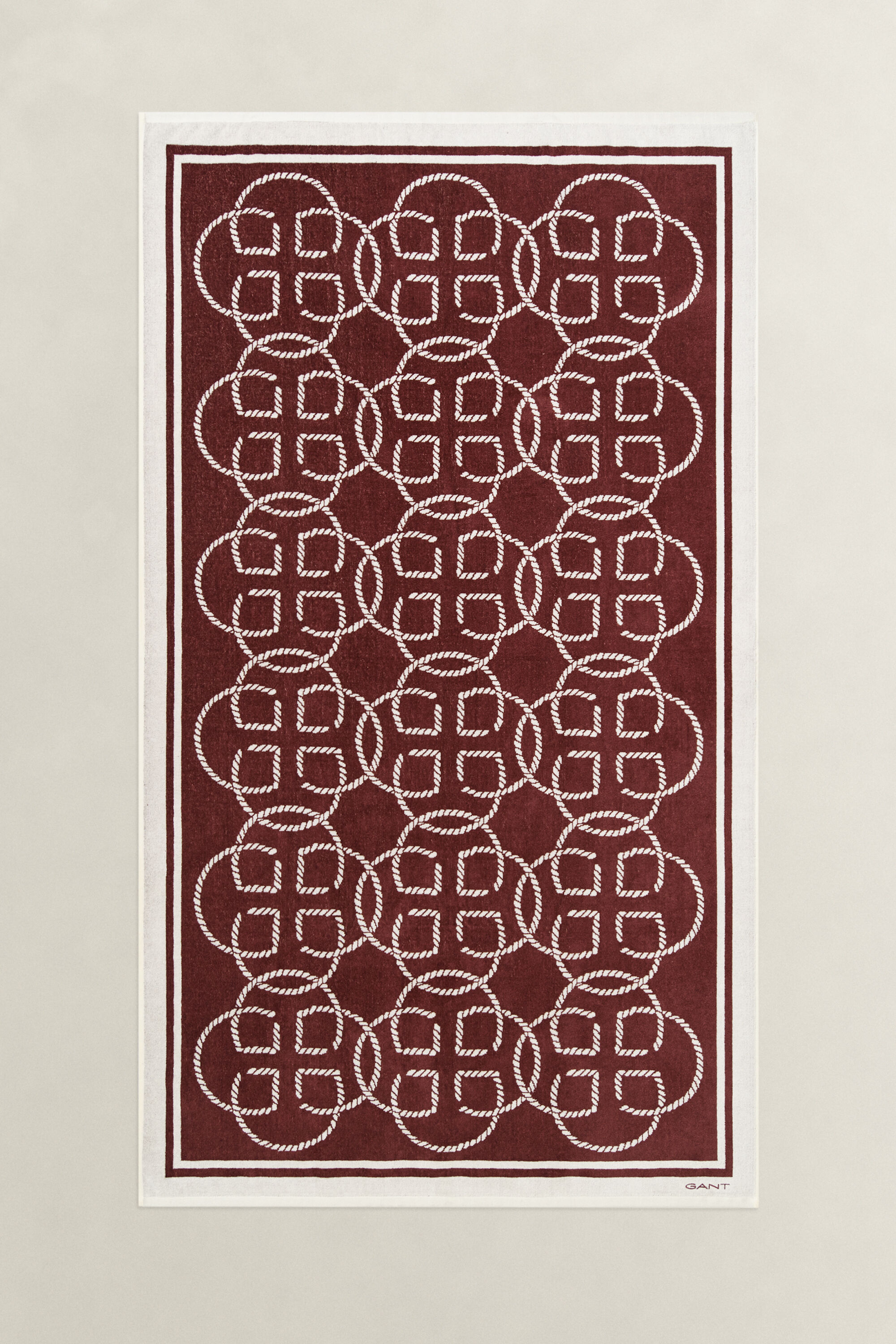 Printtikuvioitu Monogram-rantapyyhe