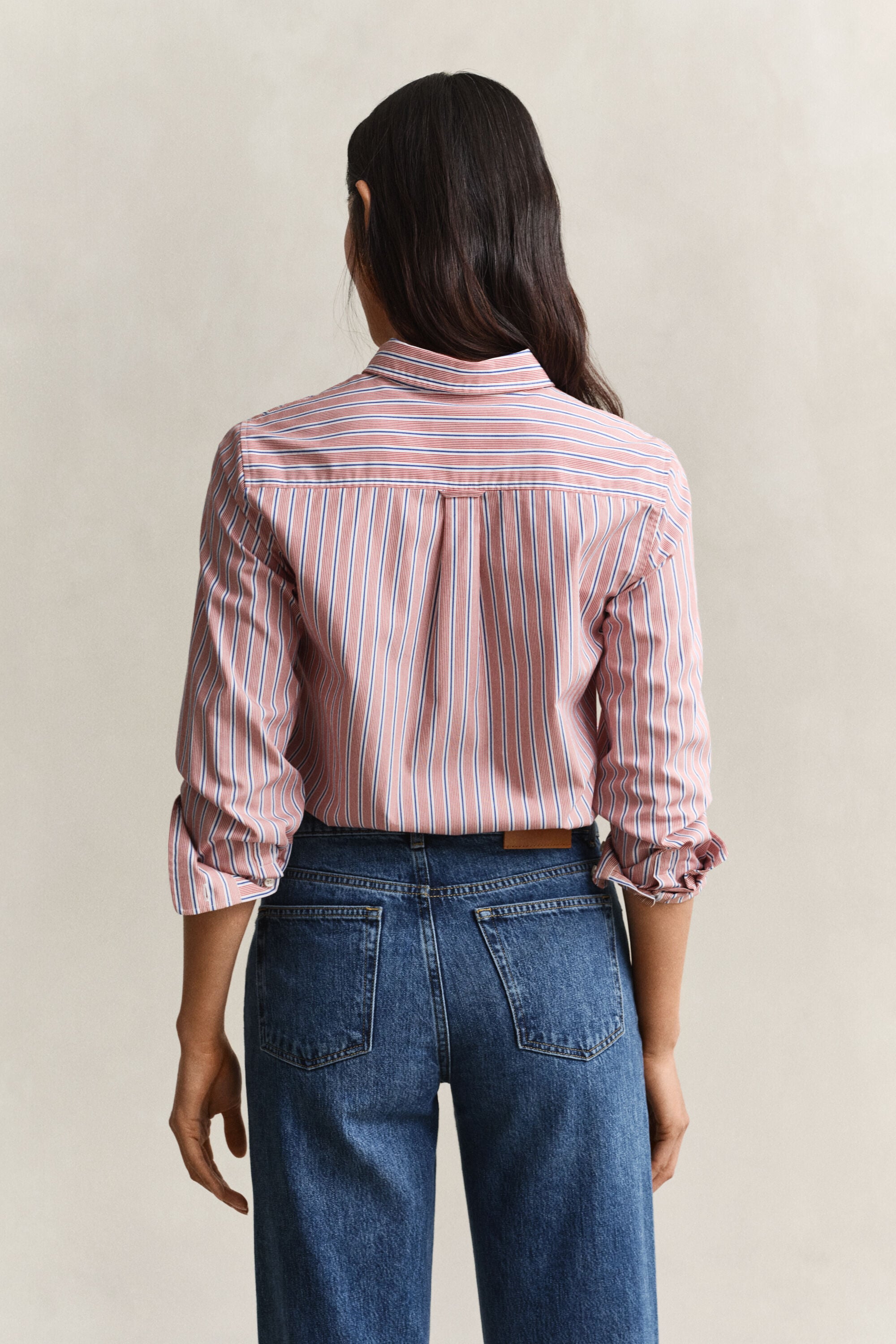 Regular fit ‑mitoitettu klassinen popliiniraitapaita