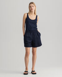 Huolettomat shortsit pellavasta ja viskoosista