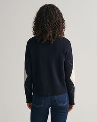 Ohut Argyle-neulepusero, jossa pyöreä pääntie