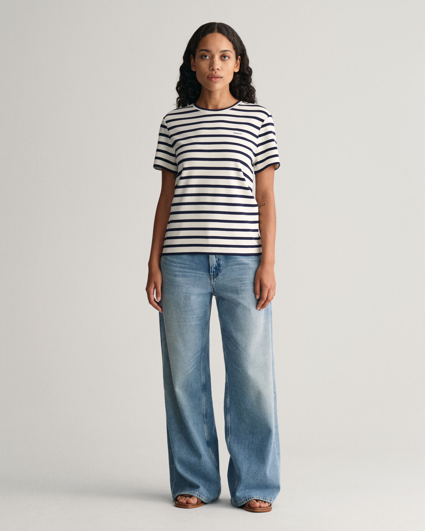 Raidallinen t‑paita