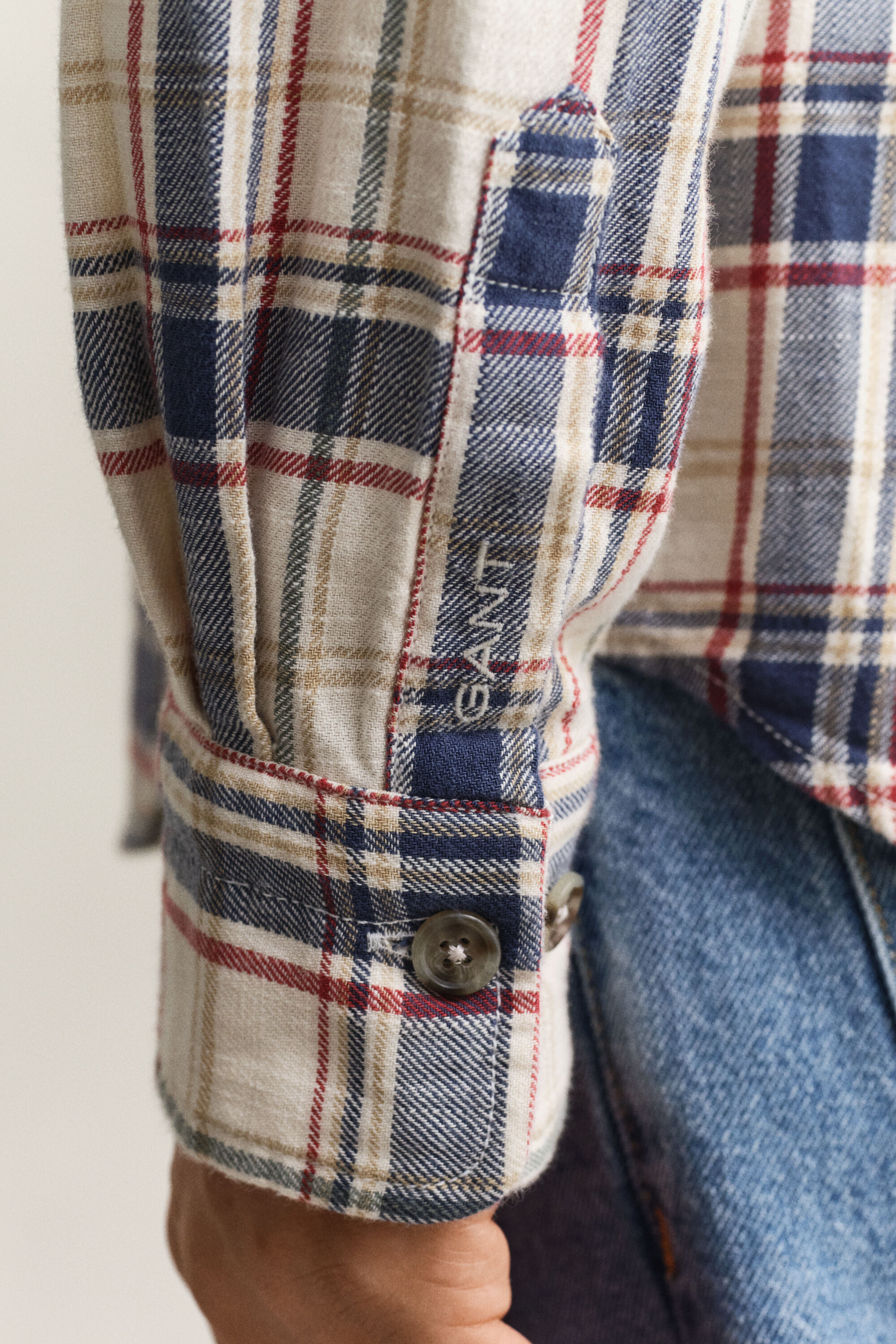 Paikkataskullinen tvillipaita