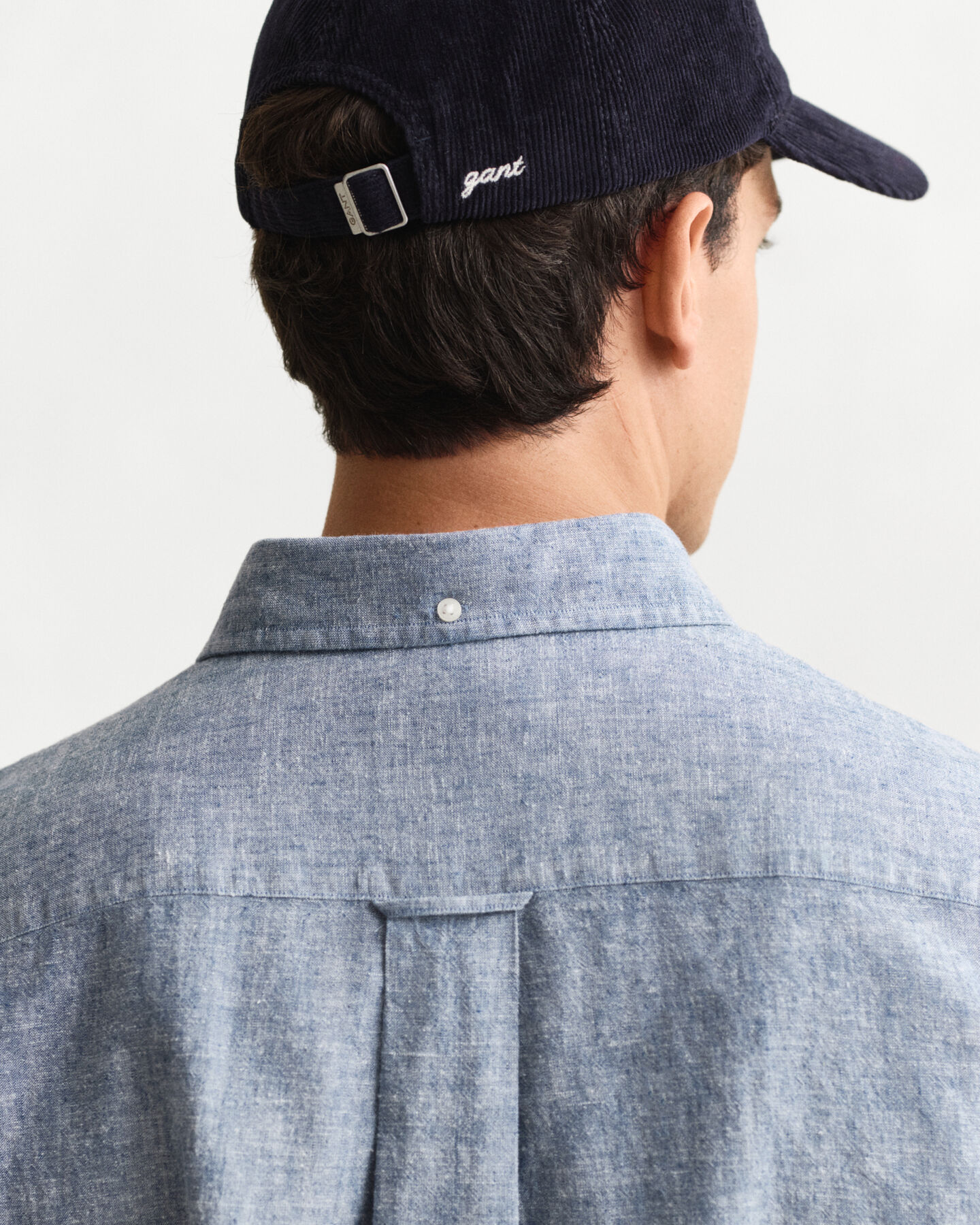 Regular fit ‑mitoitettu puuvilla-pellavapaita