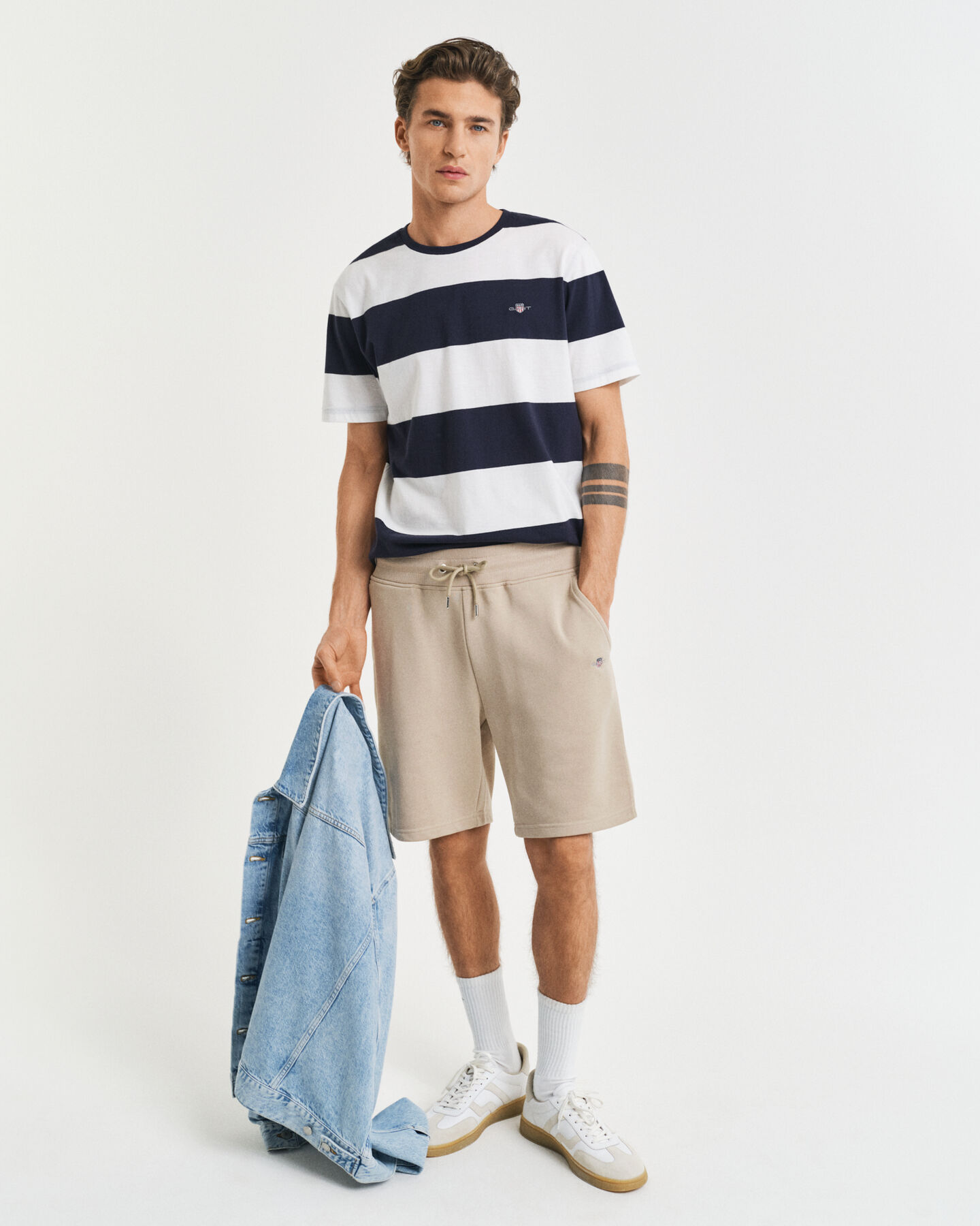 Shield-collegeshortsit