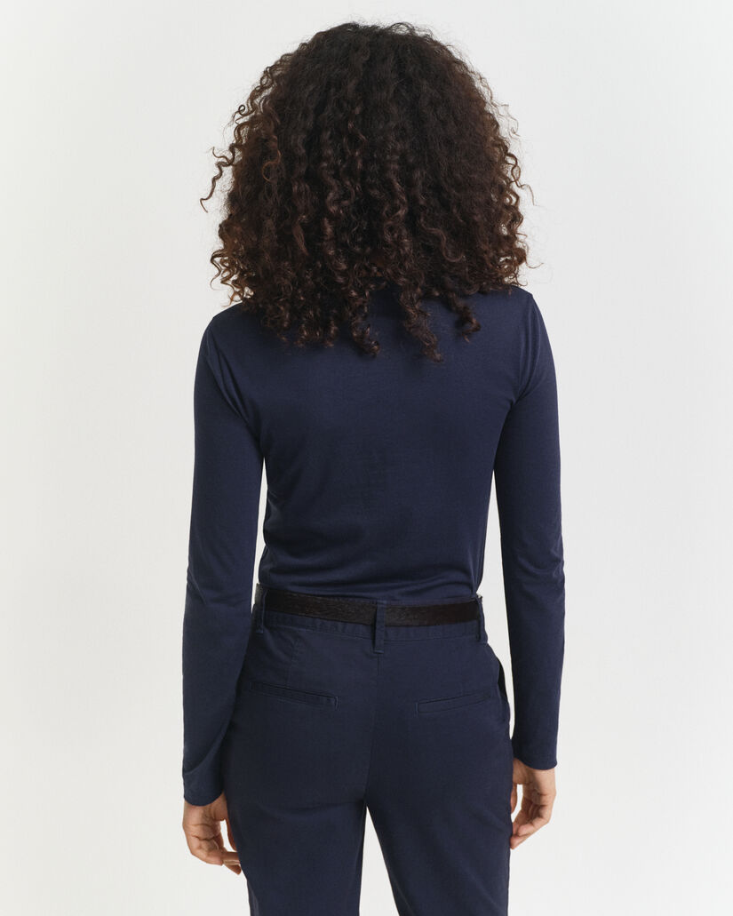 Kevyt pitkähihainen puuvilla-t-paita