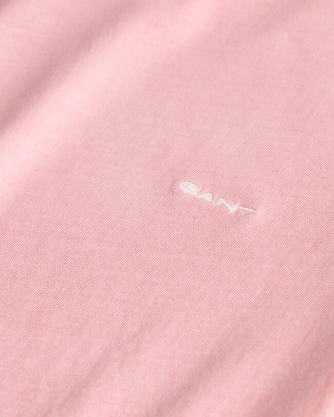 Sunfaded-t‑paita, jossa py&ouml;re&auml; p&auml;&auml;ntie