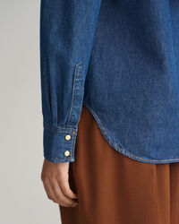 Regular fit ‑mitoitettu farkkupaita