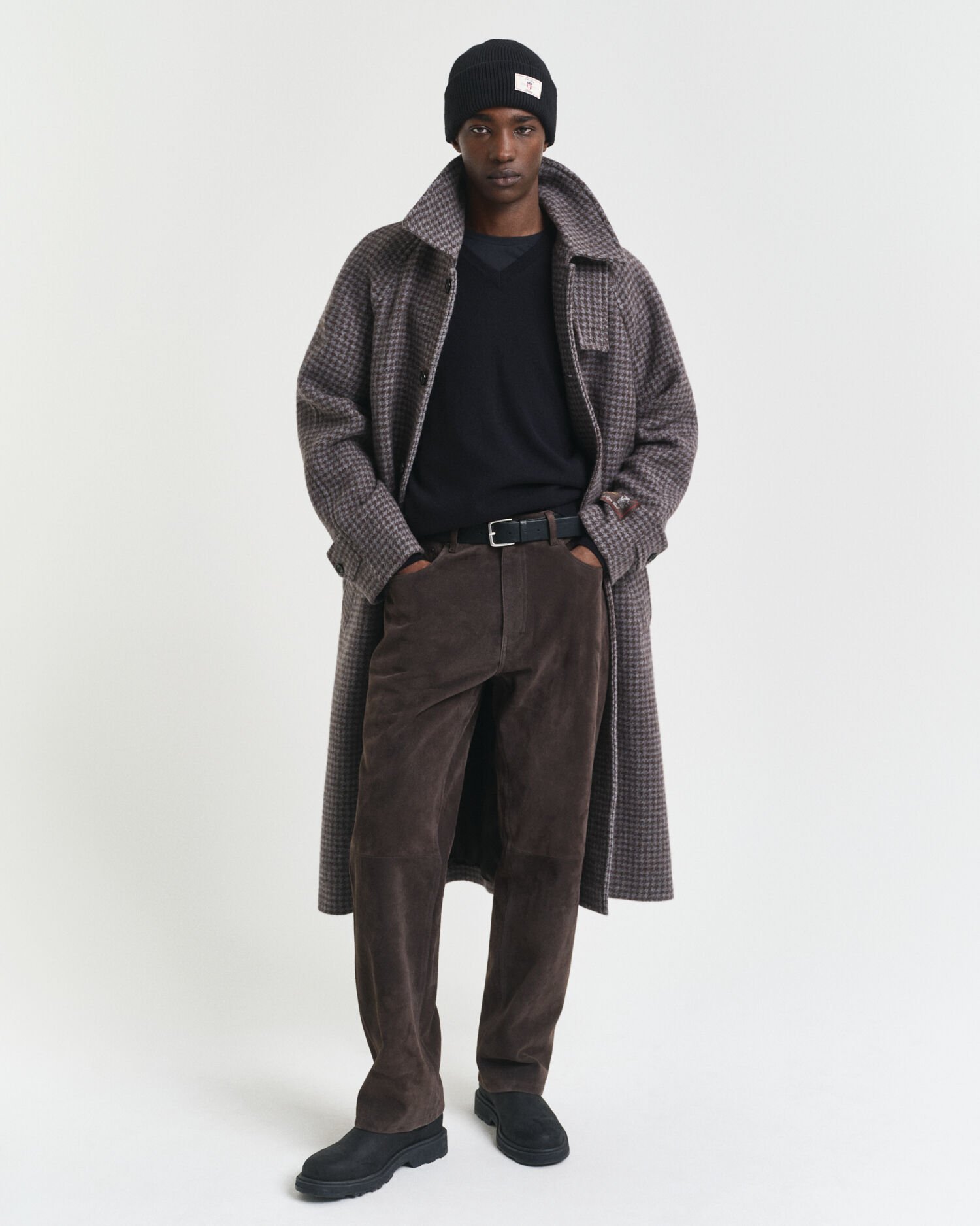 Ohut lampaanvillaneule, v-pääntie