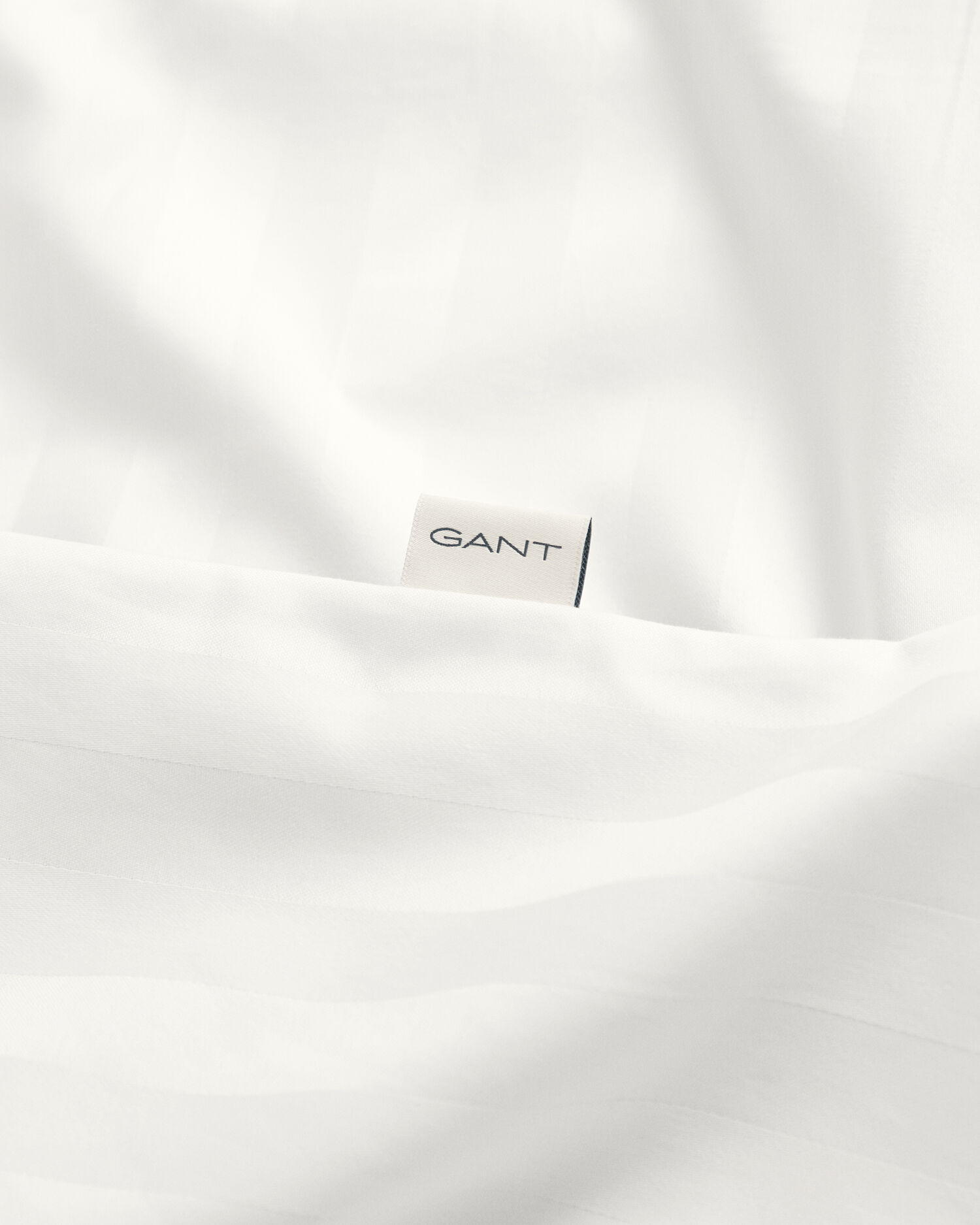 Sateen Striped ‑pussilakana parivuoteeseen