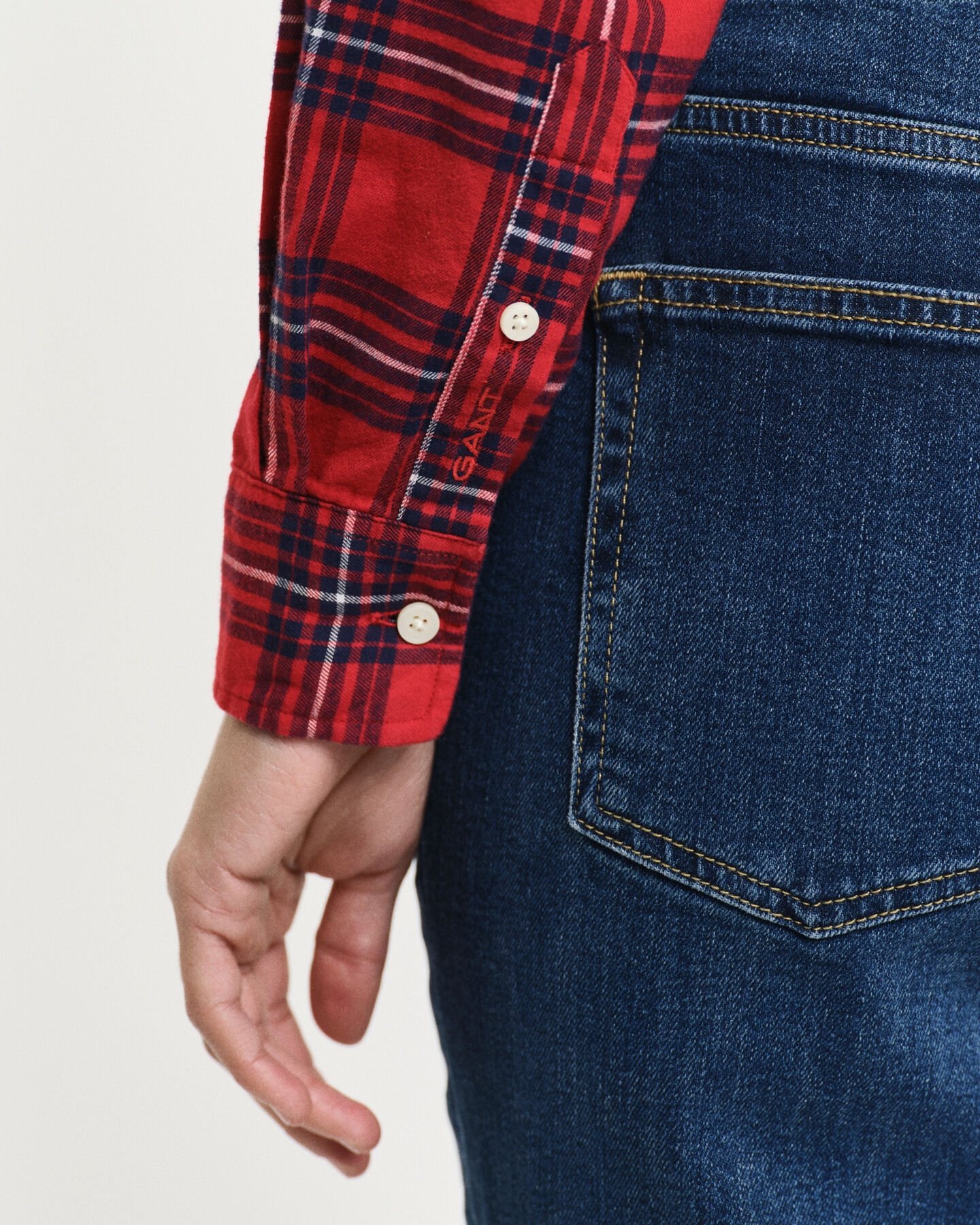 Regular fit ‑mitoitettu ruudullinen flanellipaita