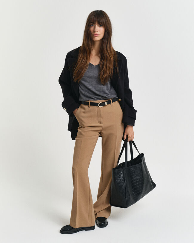 Ohut merinovillaneule, v-pääntie