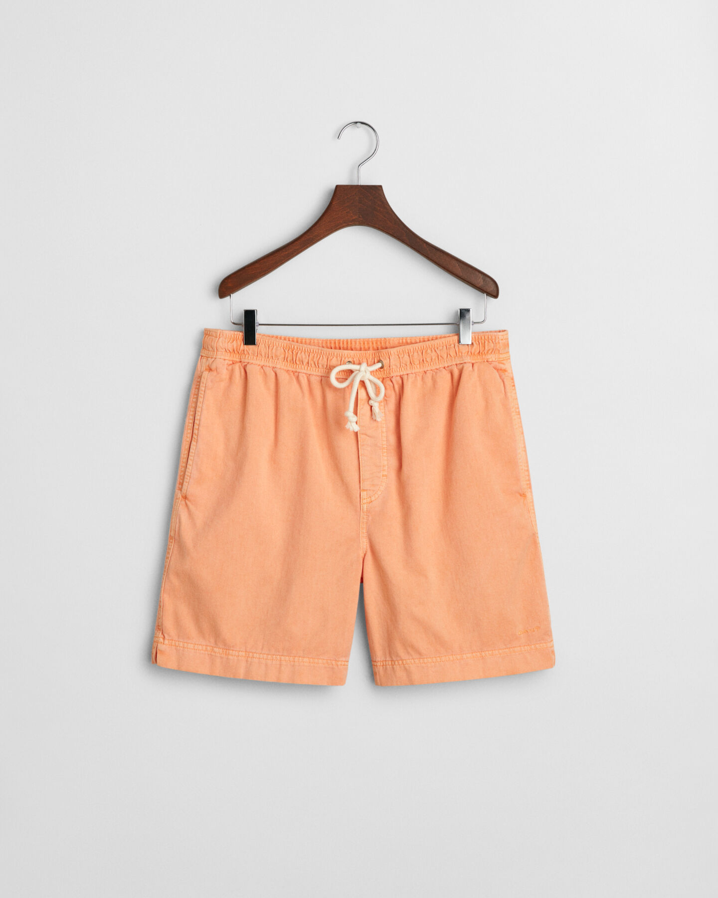 Regular fit ‑mitoitetut kiristysnauhalliset Sunfaded-shortsit