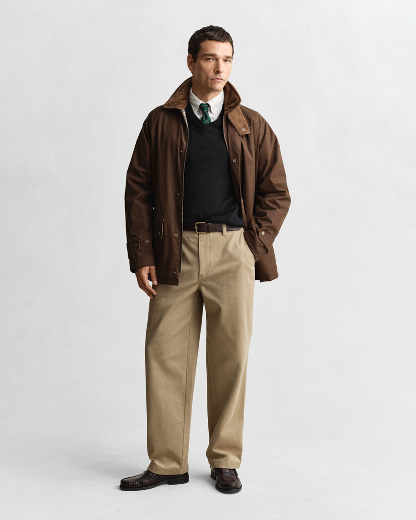 Klassinen puuvillaneulepusero, v-pääntie