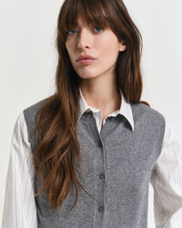 Kevyt lyhythihainen neuleliivi