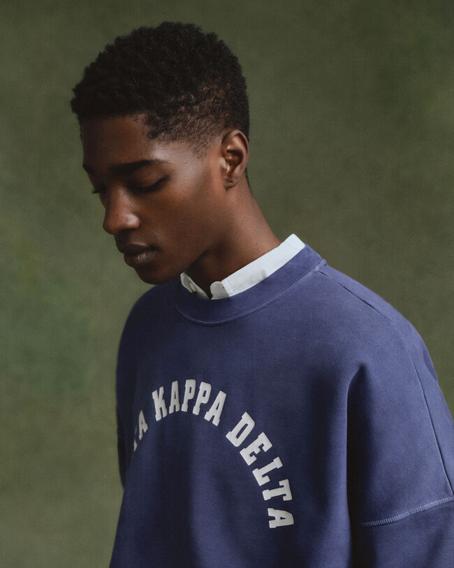 Collegiate Graphic -collegepaita, py&ouml;re&auml; p&auml;&auml;ntie