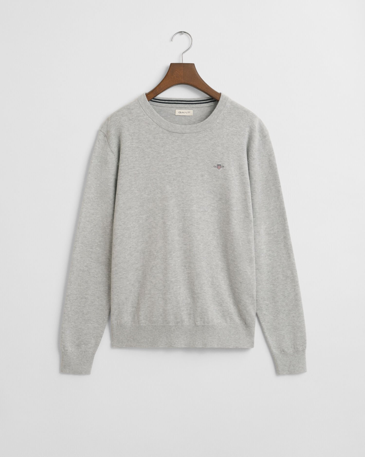 Teens-malliston Shield Classic -puuvillaneulepusero, jossa pyöreä pääntie