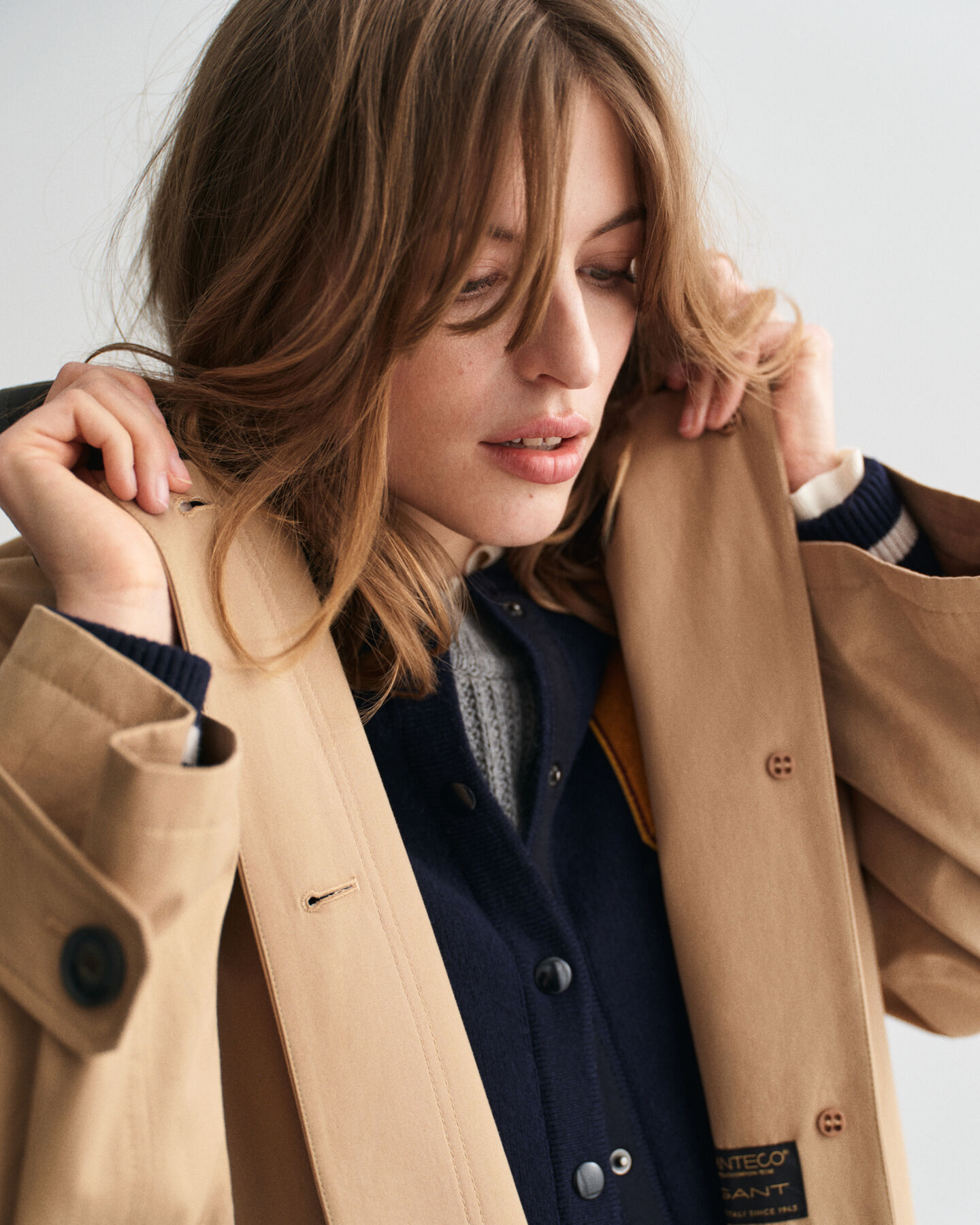 Nahkakauluksinen autotakki