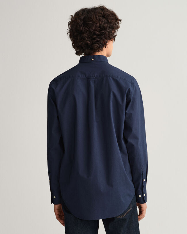 Regular&nbsp;fit ‑mitoitettu paita broadcloth-kankaasta