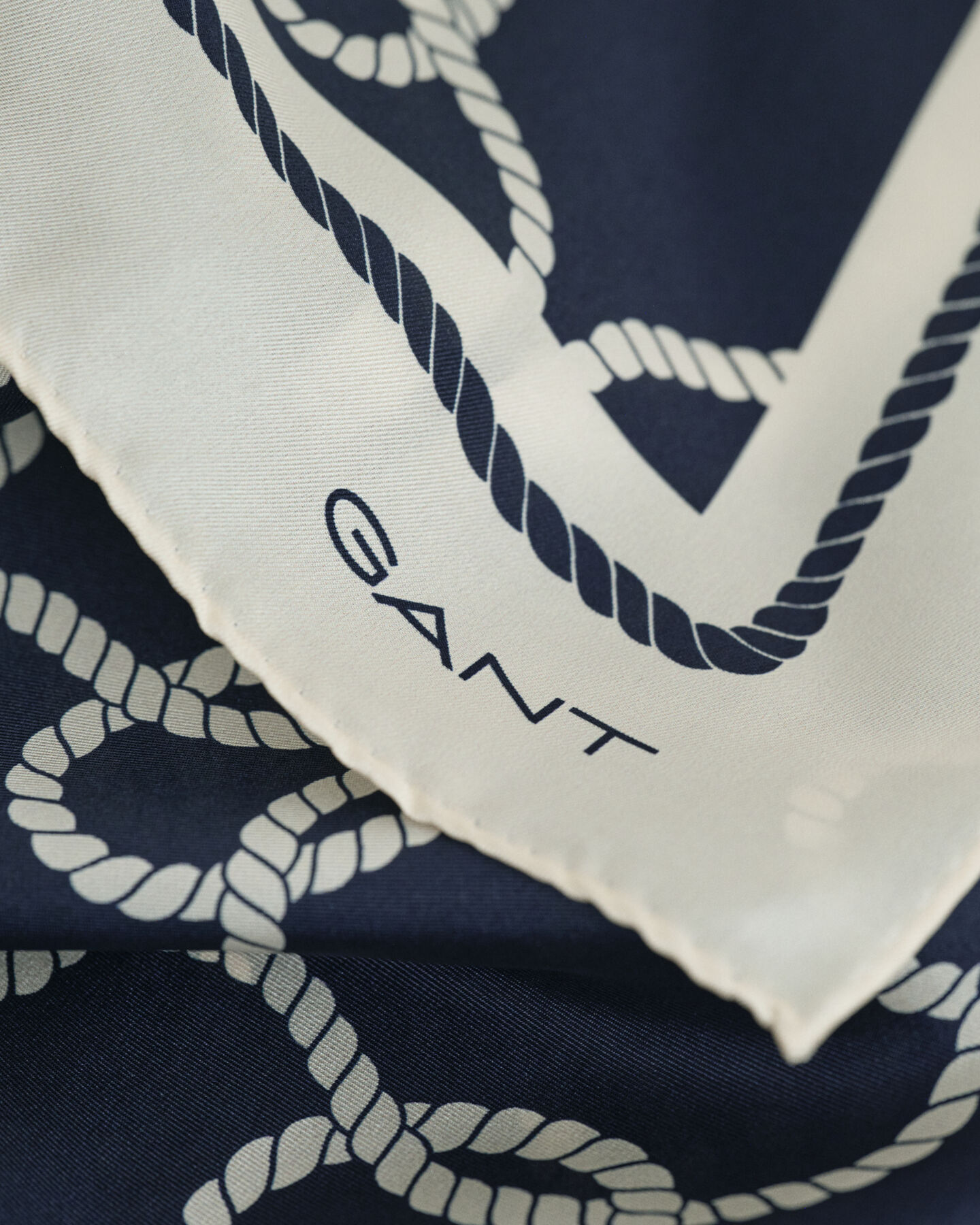 Printtikuvioitu Rope-silkkihuivi