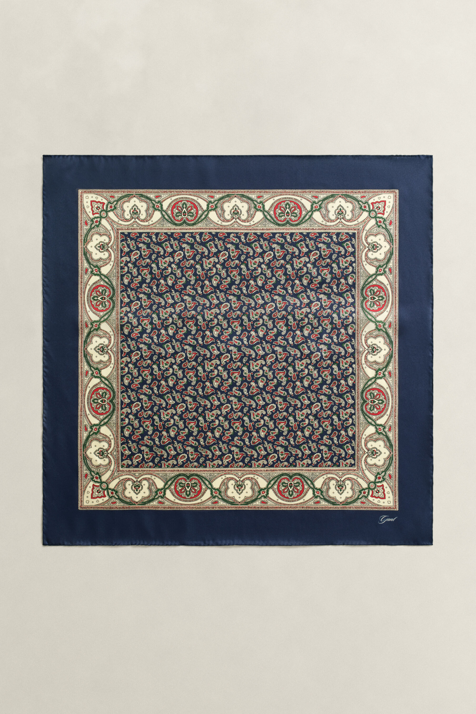 Paisley-kuvioitu huivi