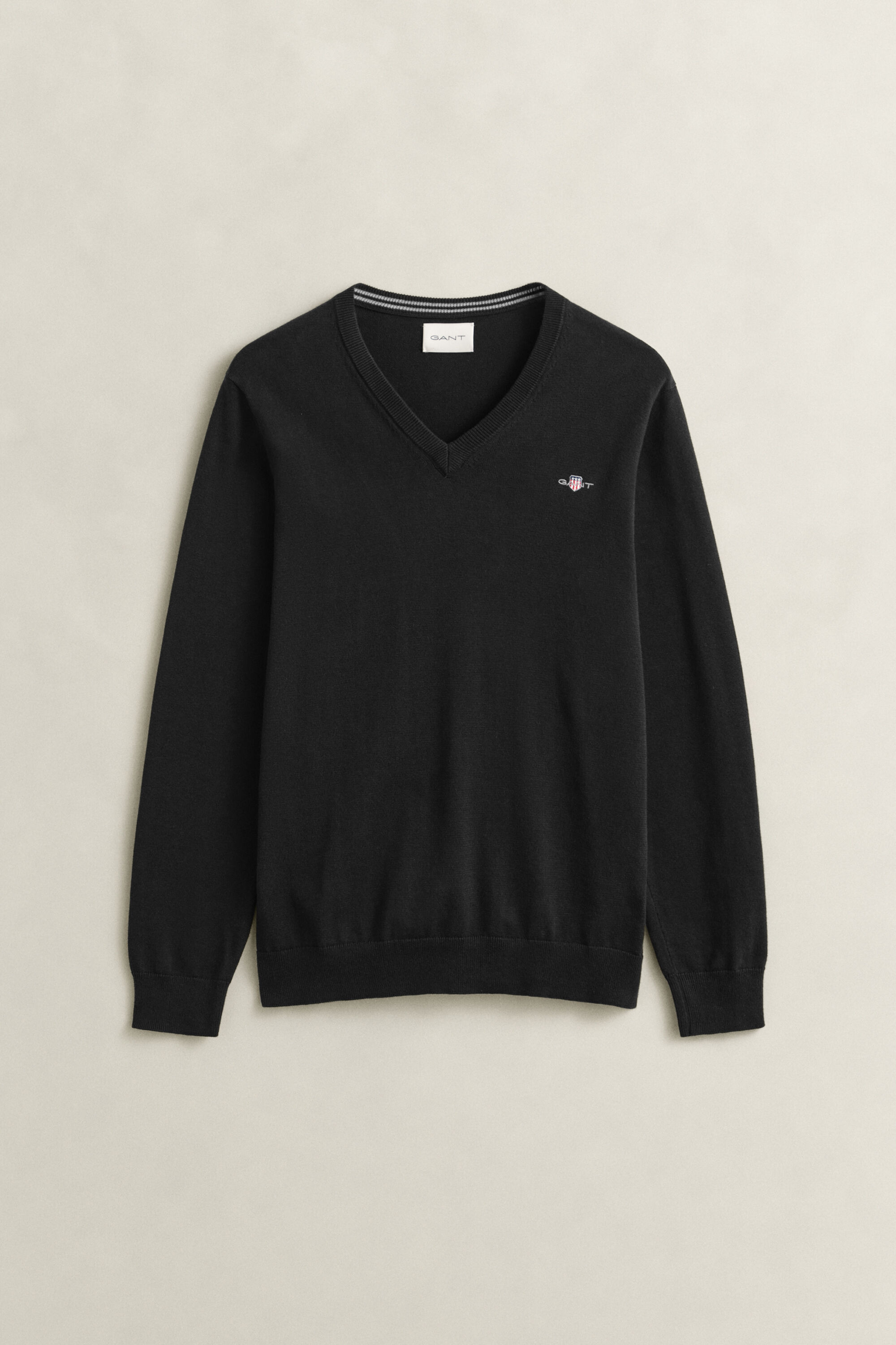 Klassinen puuvillaneulepusero, v-pääntie