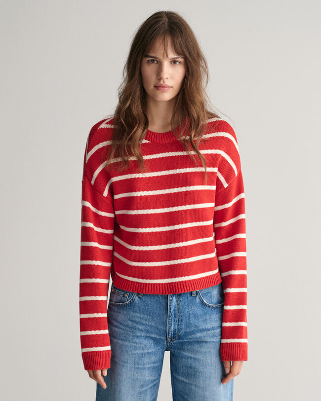 Raidallinen neulepusero, pyöreä pääntie