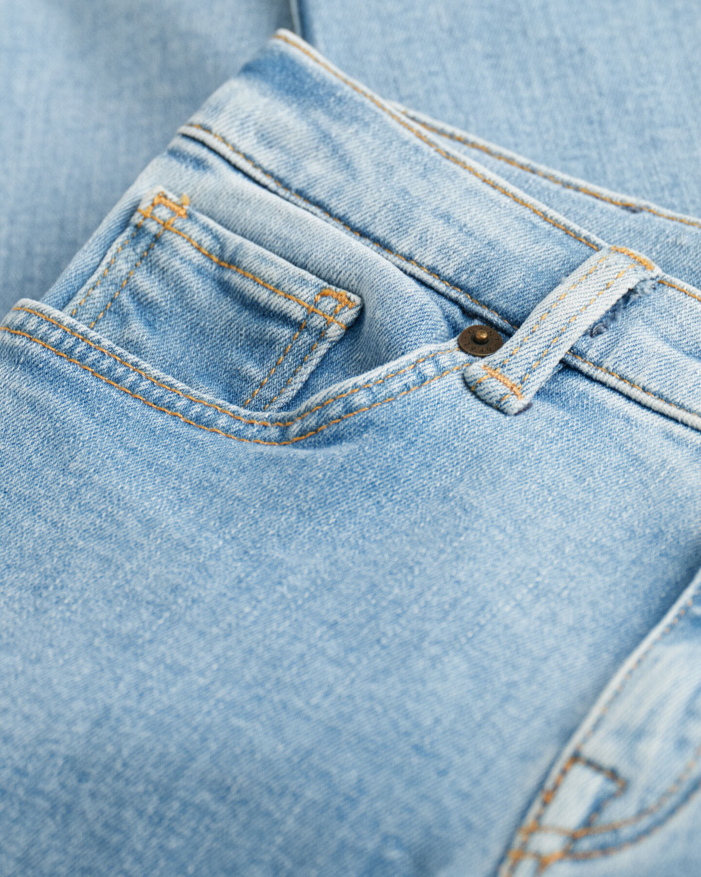 Kids-malliston slim&nbsp;fit ‑mitoitetut GANT-farkut